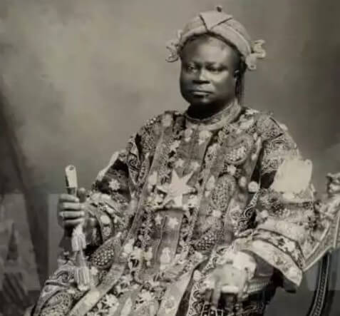 Alake Gbadebo in a 1854 photo in London