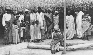 Lower class natives of Lagos in a 1899 photo. 