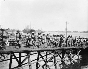 Nigerian Brigade soldiers-disembarking at Lindi, German East Africa in December 1917. 
